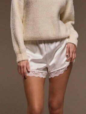 White Women's Casual Elasticated Satin Lace Trim Boho Shorts